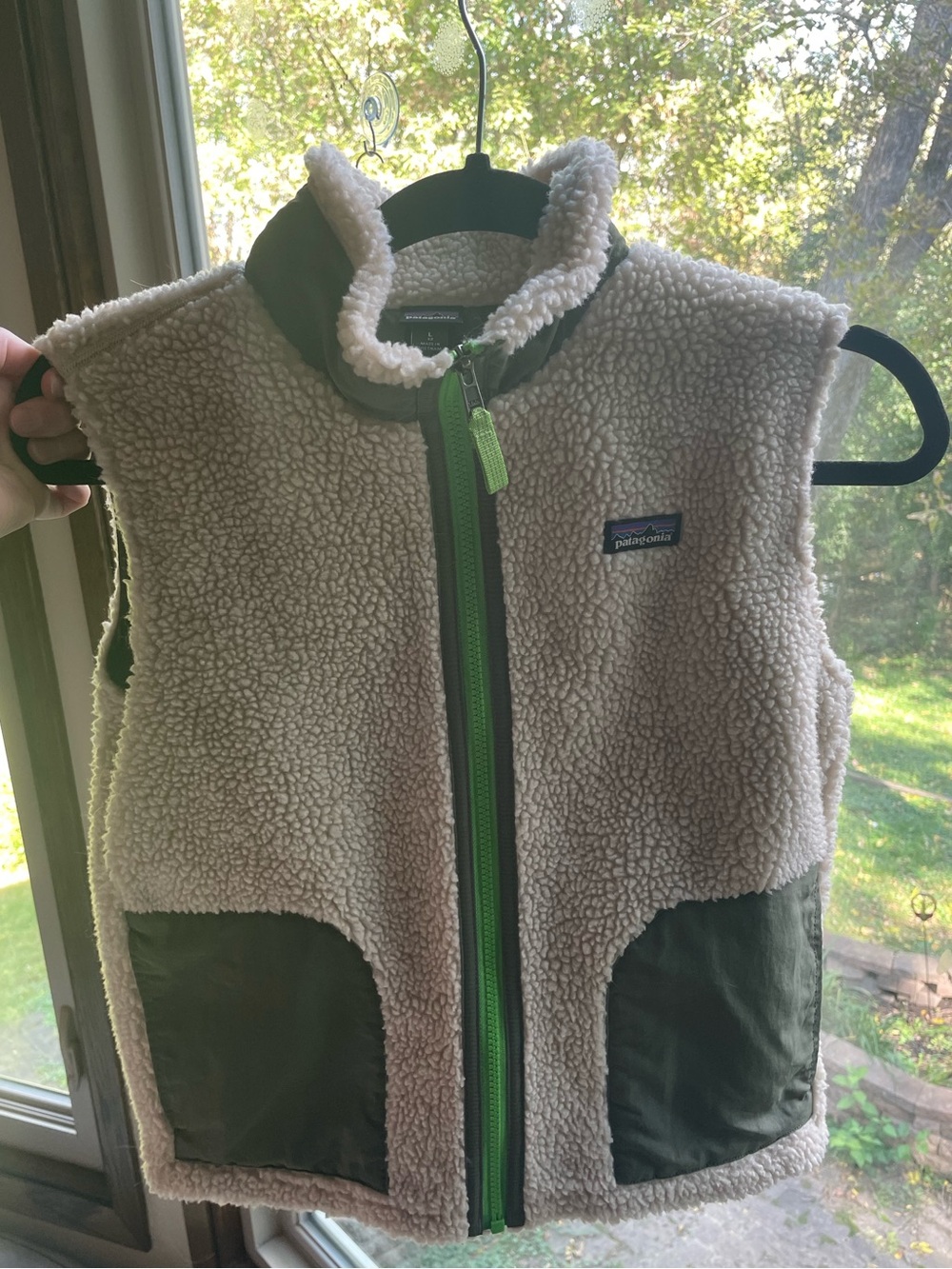 Youth Sherpa Patagonia Vest - L